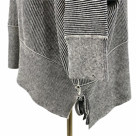 Cabi Sweater Size Small 3526 Cupid's Cardi Full Zip Cardigan Striped Womens - Picture 5 of 10